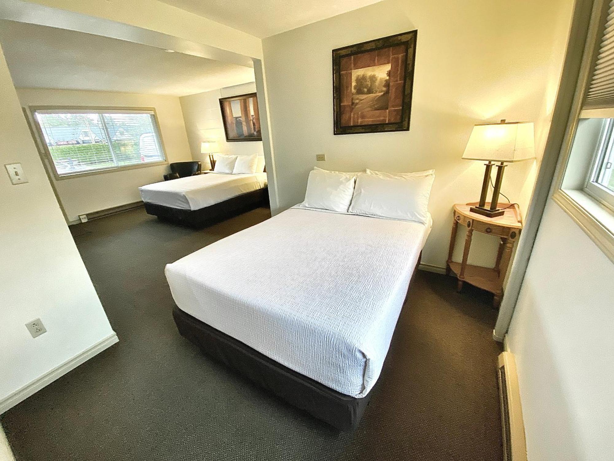 Arbutus Grove Motel Parksville Kültér fotó